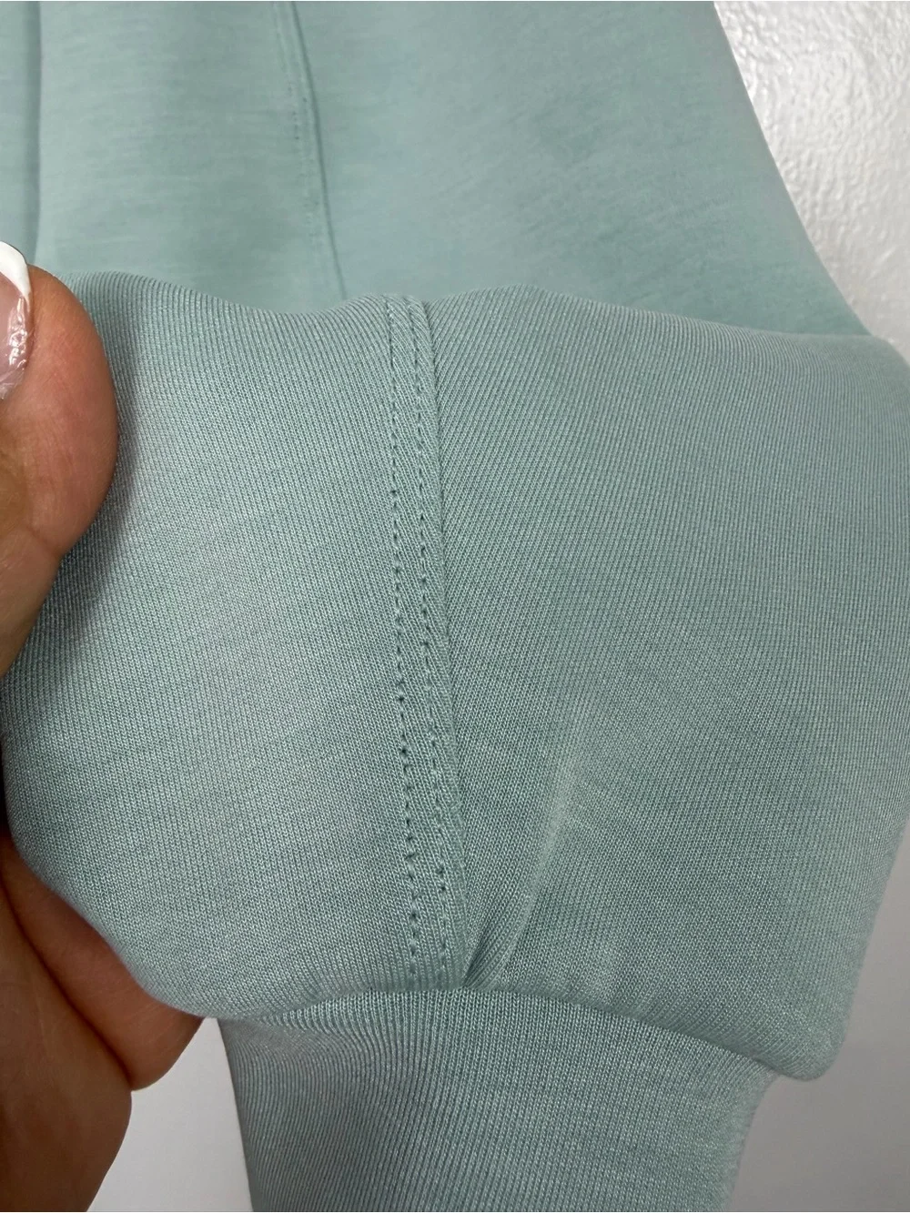Lululemon Perfectly Oversized Cropped Crew *Softstreme Silver Blue sz 2